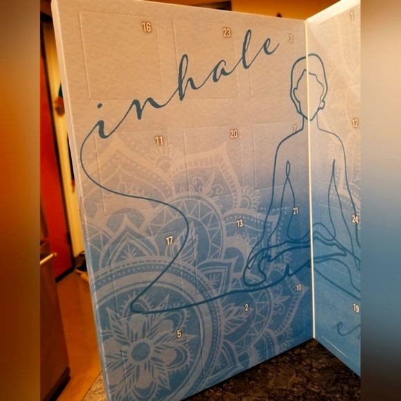 🌟FREE🌟 With 50$ purchase.. 24 Day Advent Yoga Calendar.. - Picture 4 of 4